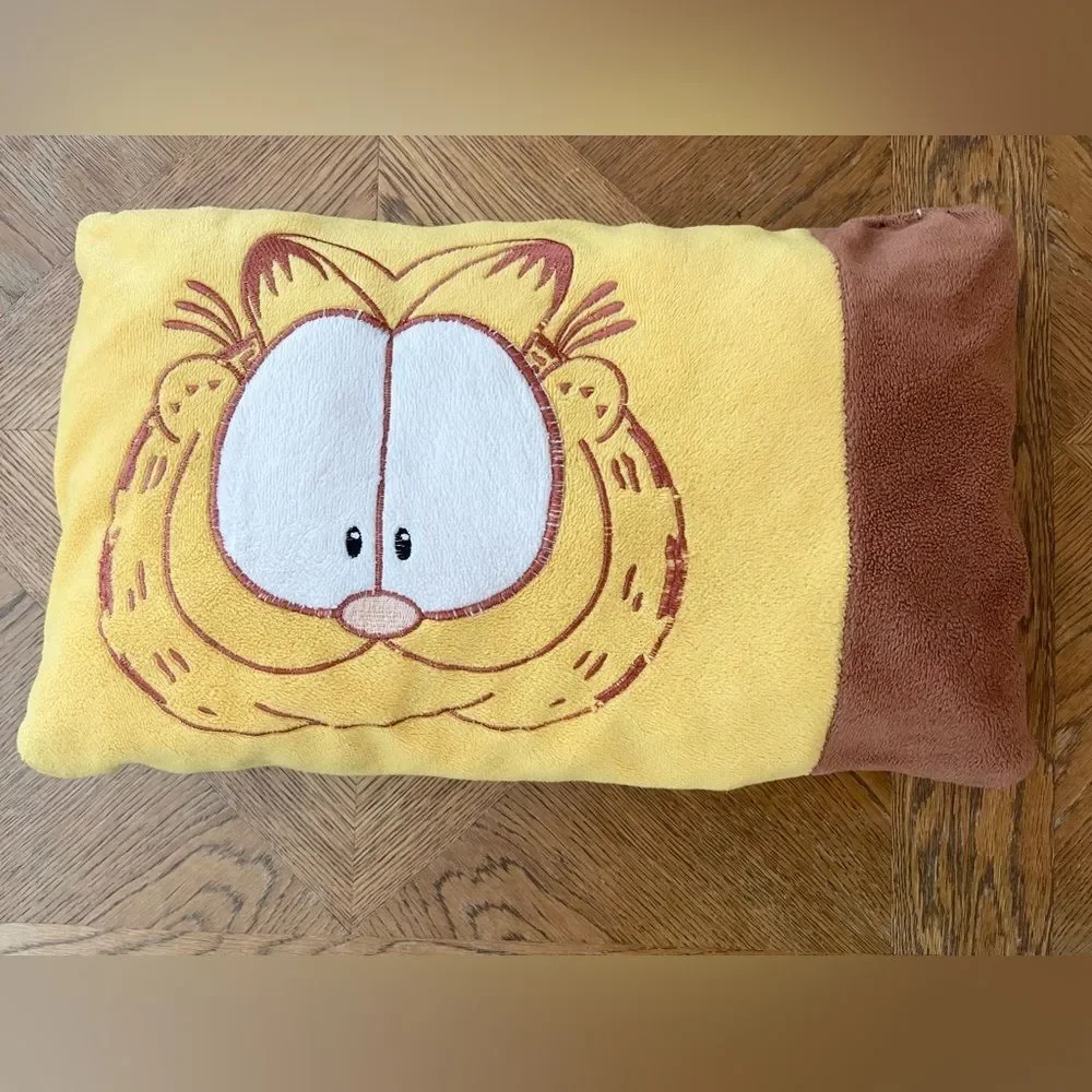 Garfield Throw Pillow Small Rectangle Yellow Brown